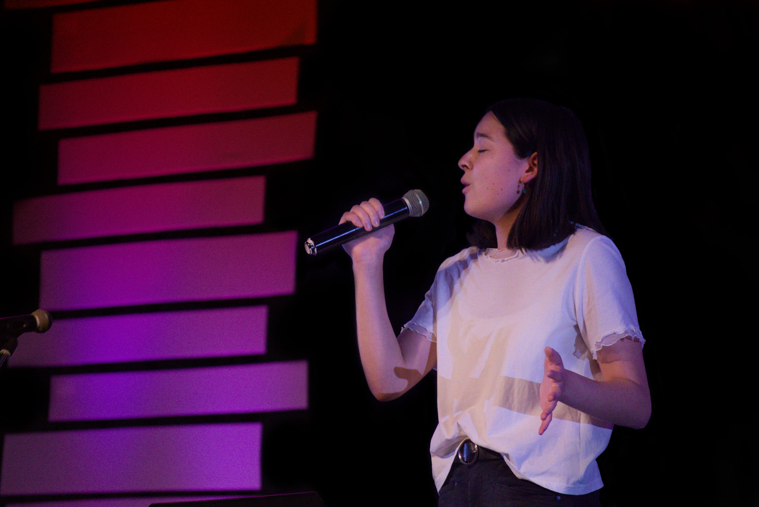 kalino-arts-academy-sing-solo